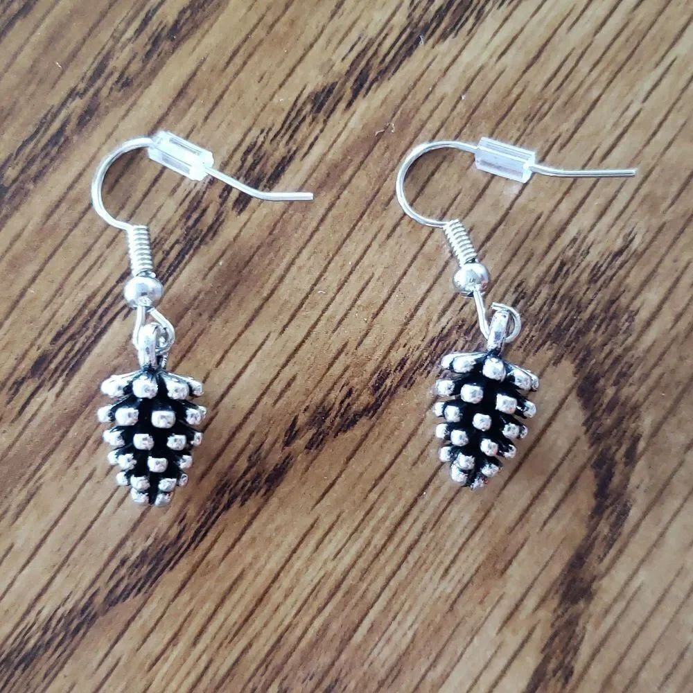 Elegant 14K Gold-Plated Pine Cone Pinecone Drop Dangle Earrings - Silvertone